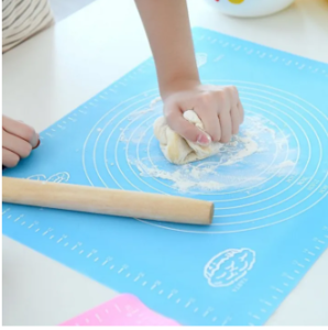 3-in-1 Kitchen Bundle – Silicone Glove + Baking Mat + Egg Beater